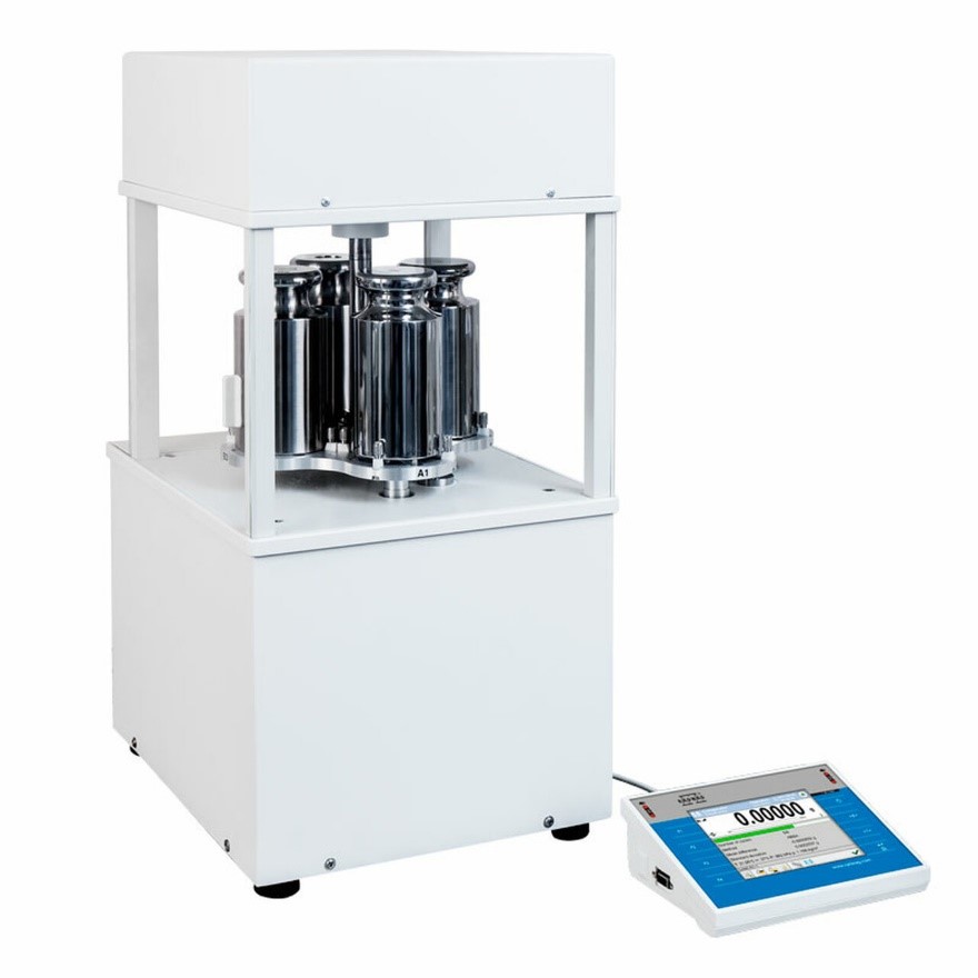 RADWAG AK-4/5000.1 AUTOMATIC MASS COMPARATOR, 5.05 KG X 0.1 MG